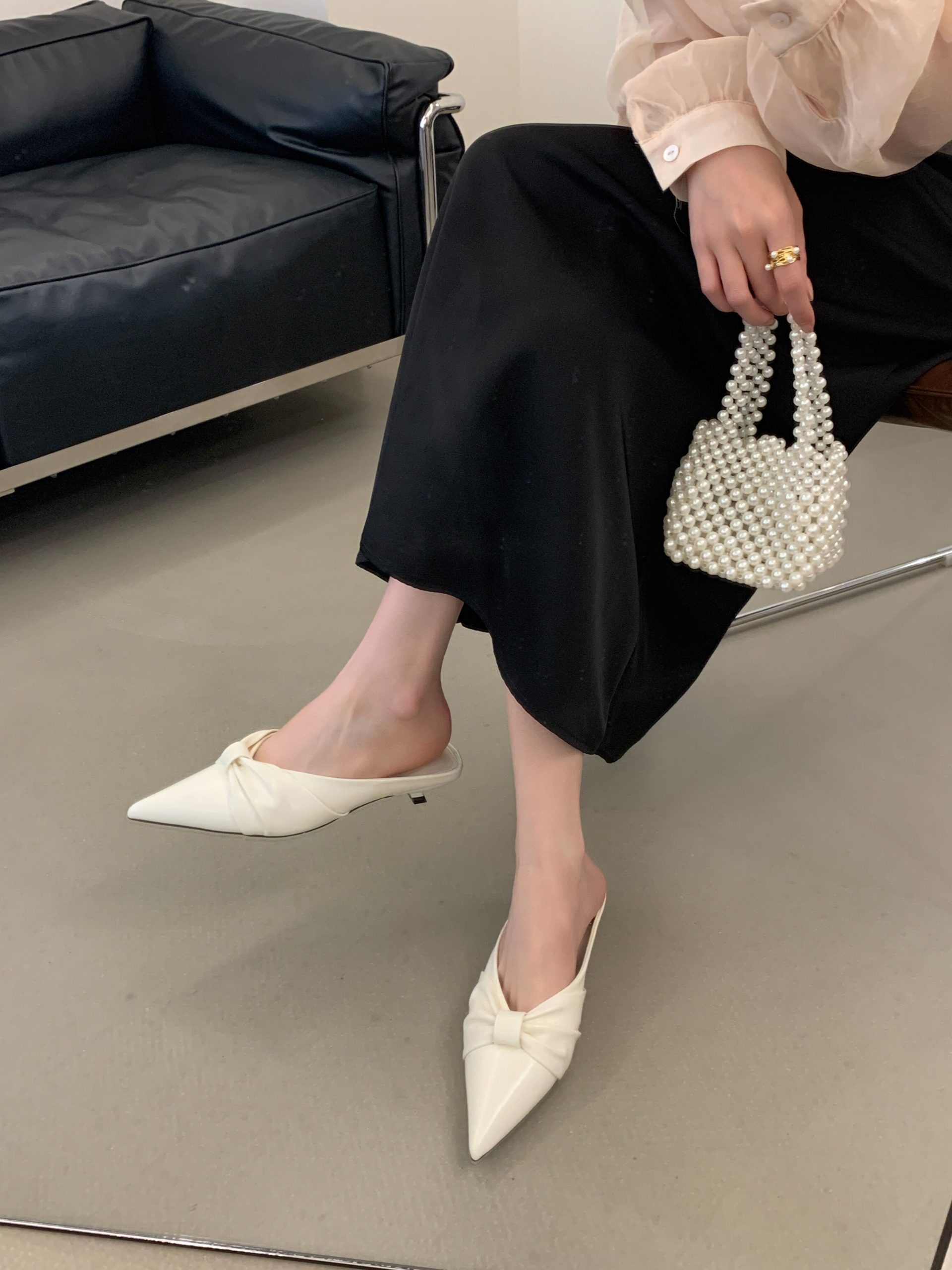 2026 New Summer Women's Soft Leather Kitten Heel Pointed Toe Slingback Comfortable Sexy Shoes - Style 7511f3