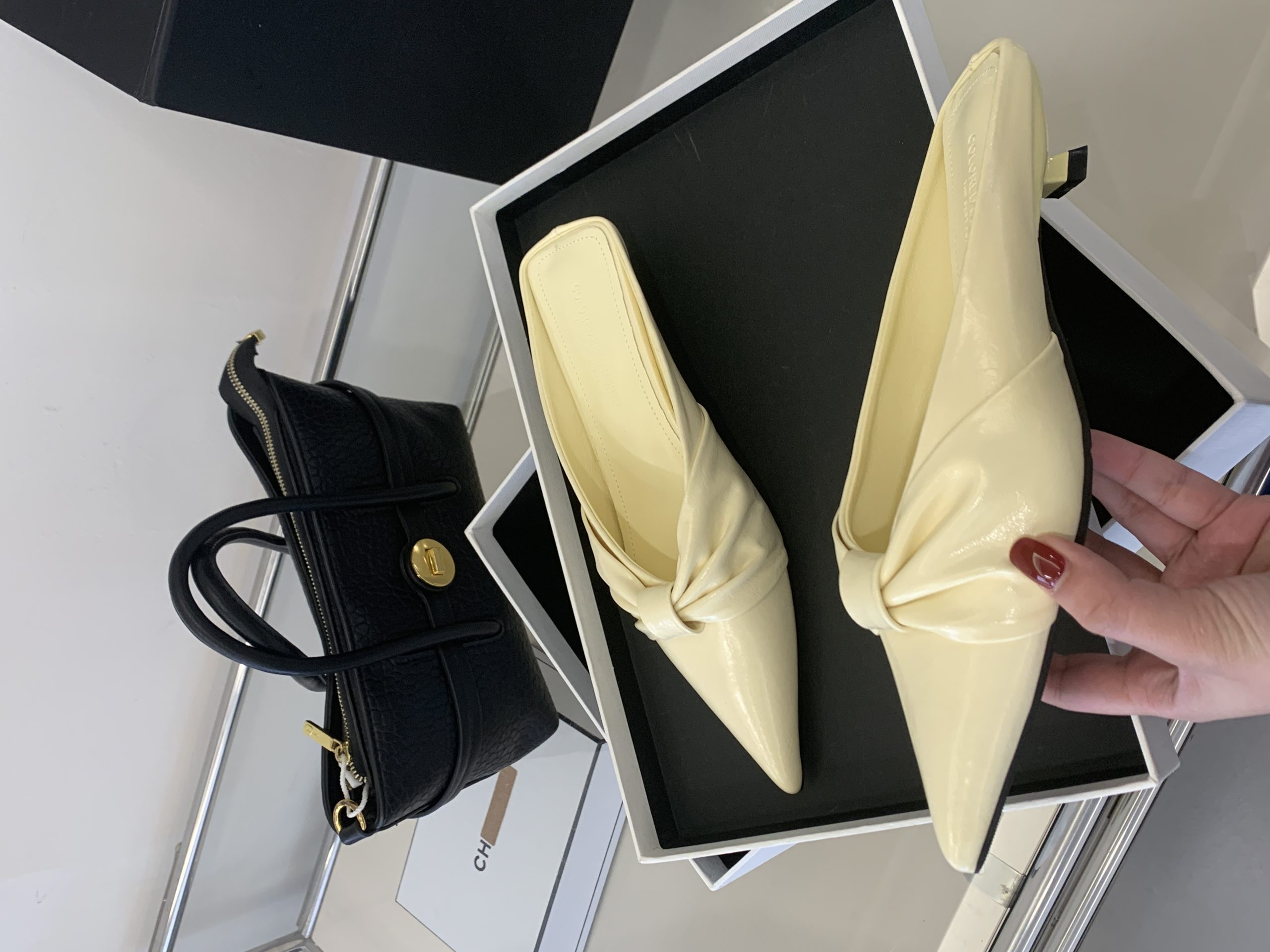 2026 New Summer Women's Soft Leather Kitten Heel Pointed Toe Slingback Comfortable Sexy Shoes - Style 7511f3