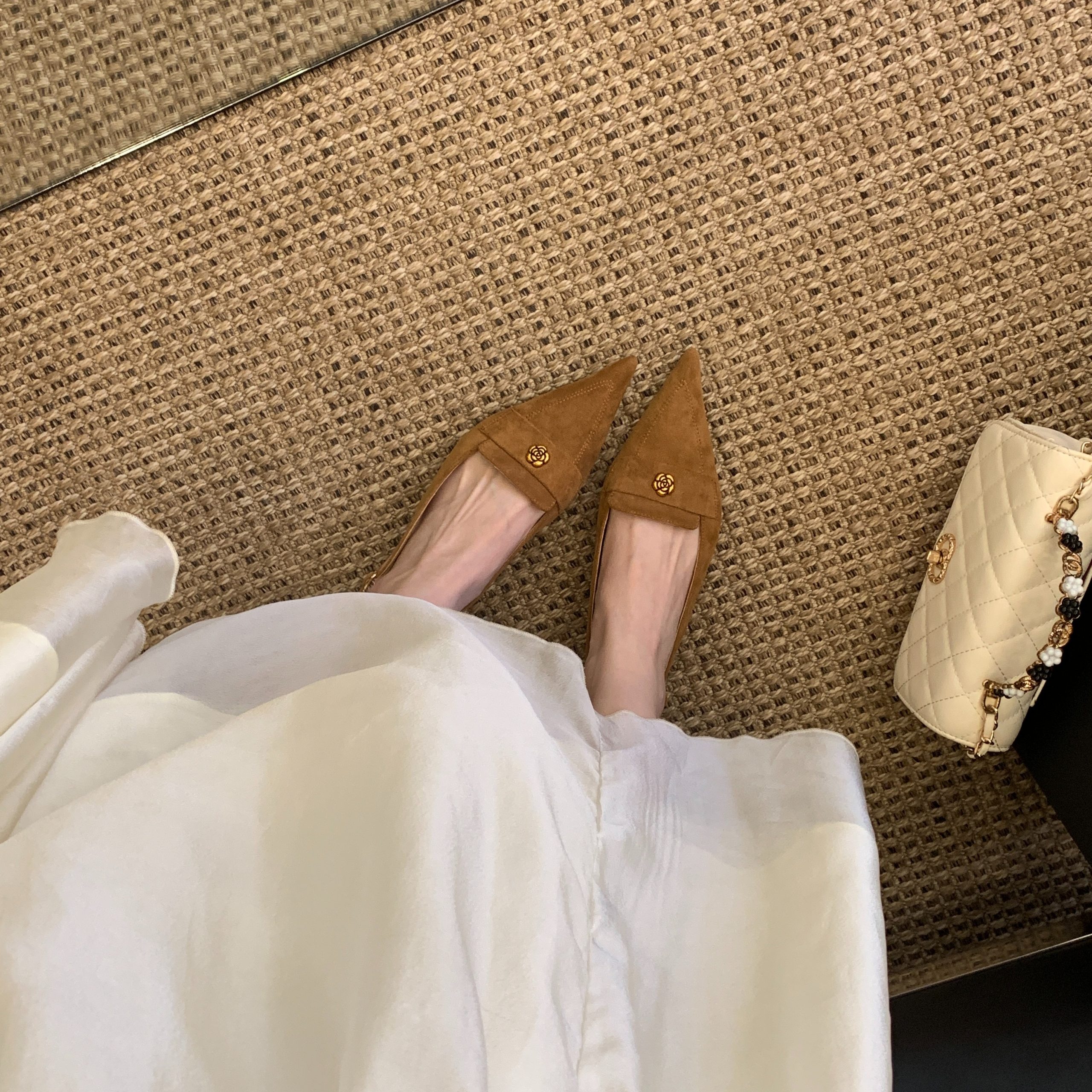 2026 New Women's Flat Sandals Backless Chunky Heel French Pointed Toe Comfortable Commuter Shoes