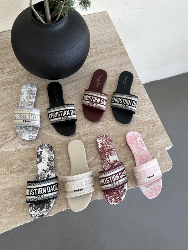 Dumier 2024 Spring Women's Flat Slippers with Embroidery and Letter Design - Low Heel, Fabric Upper, Multiple Colors